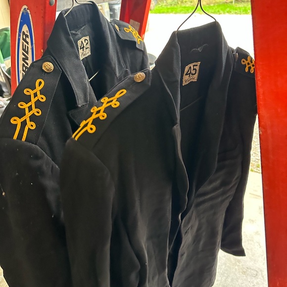 Halloween costumes marching band uniforms - Picture 3 of 4